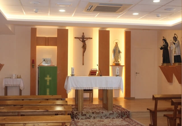 Residencia-Santos-Reyes-Instalaciones-Templo[1]